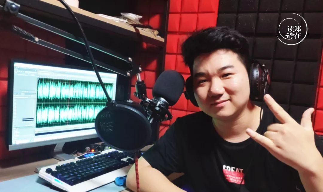 杨隆基杨隆基,配音演员,热爱声音艺术,长期从事政府专题片,企业宣传片