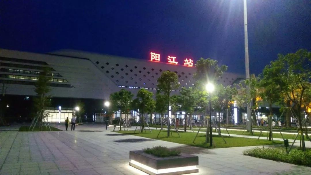 那附近新启动了17个电子眼开车去阳江高铁站千万醒鸡