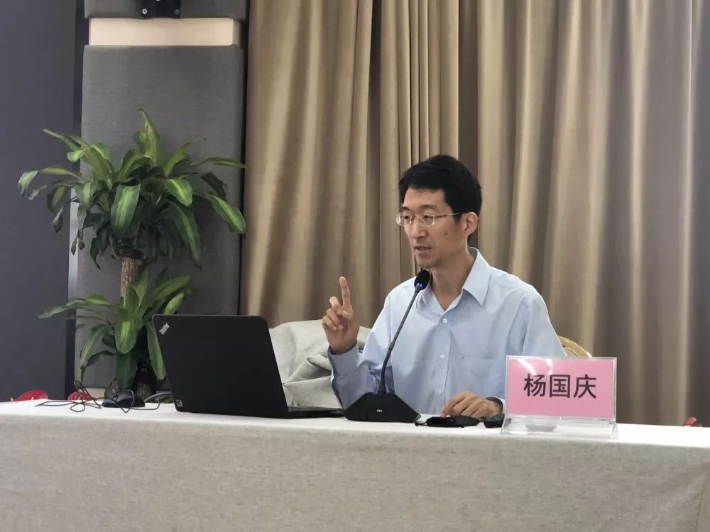 今天我们收获满满明天我们大步向前大团镇新录用村两委外工作人员及