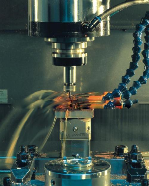 (图为全合成切削液增稠剂应用场景)大部分生产全合成切削液增稠剂的