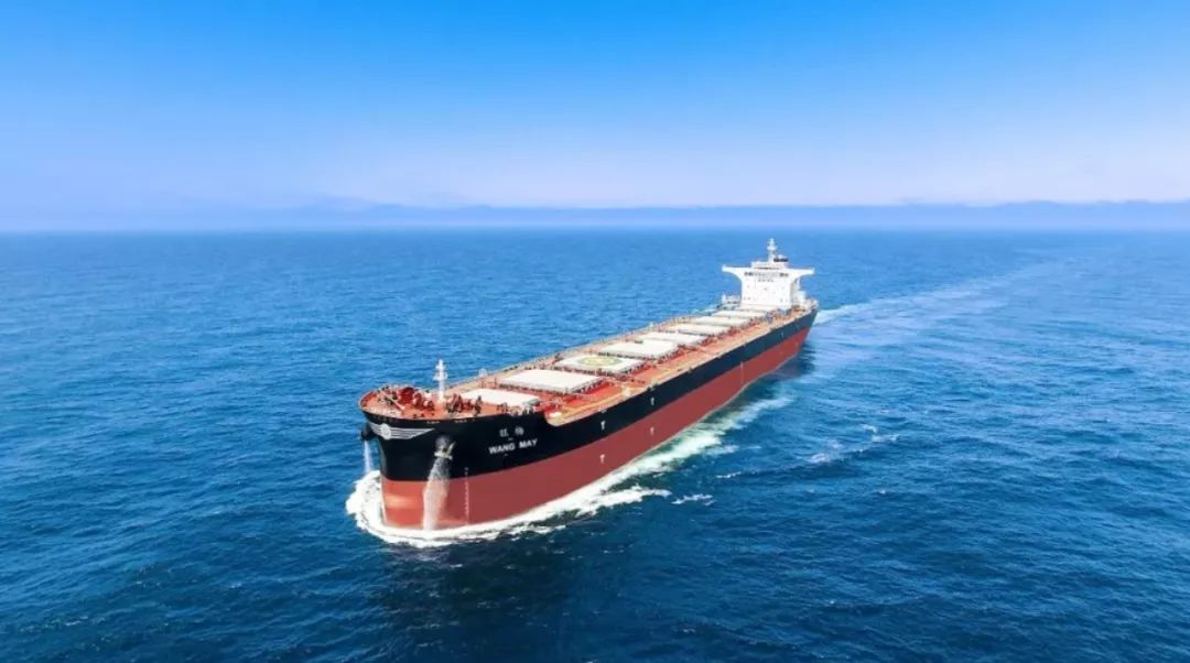 外高桥造船为美国福茂集团建造的18万吨好望角型散货船旺梅号顺利命名