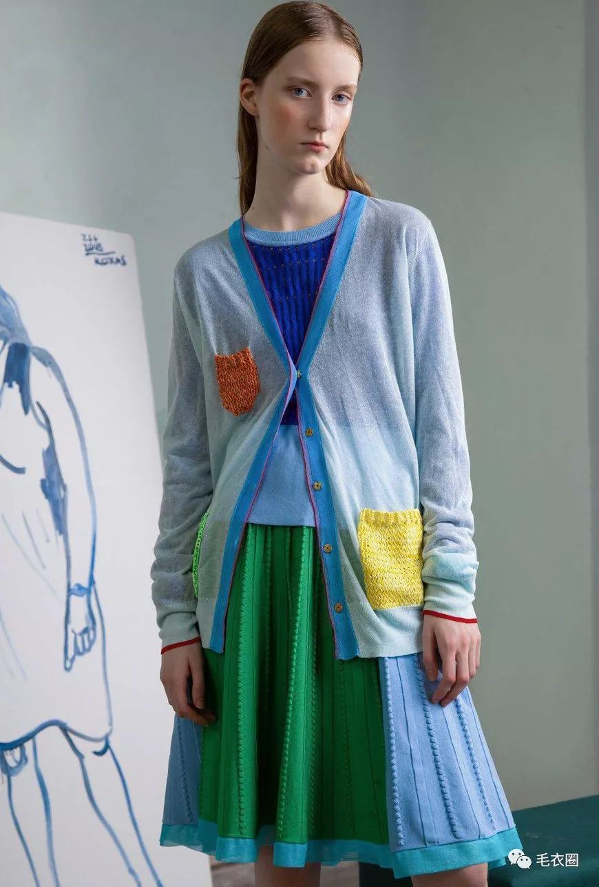 20202021秋冬女装关键单品色块针织衫