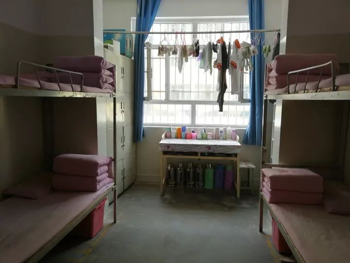 新疆泽普二中学生宿舍成为育人新平台
