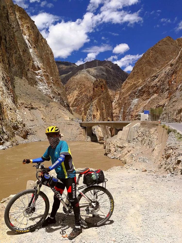 骑行318游记逐梦拉萨d14邦达下72拐到八宿