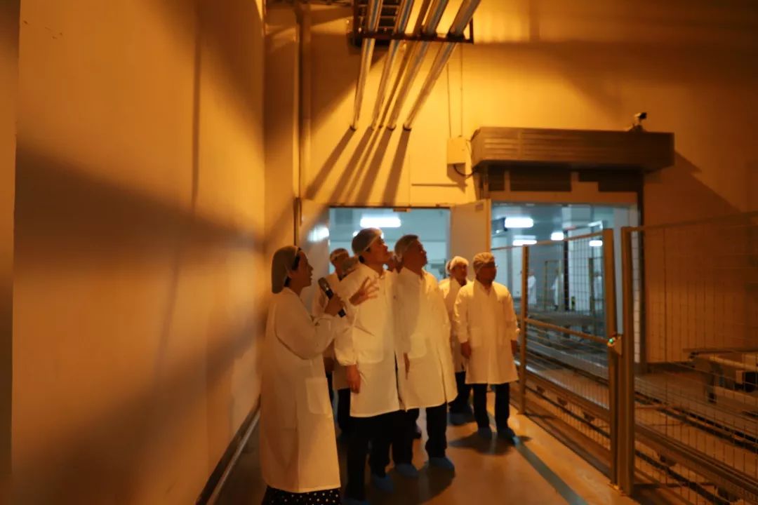 047月18日下午,高新区管委会副主任赵炯一行莅临我司实地调研重点项目