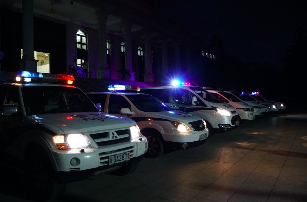 昨晚警灯闪烁夜鹰四号行动