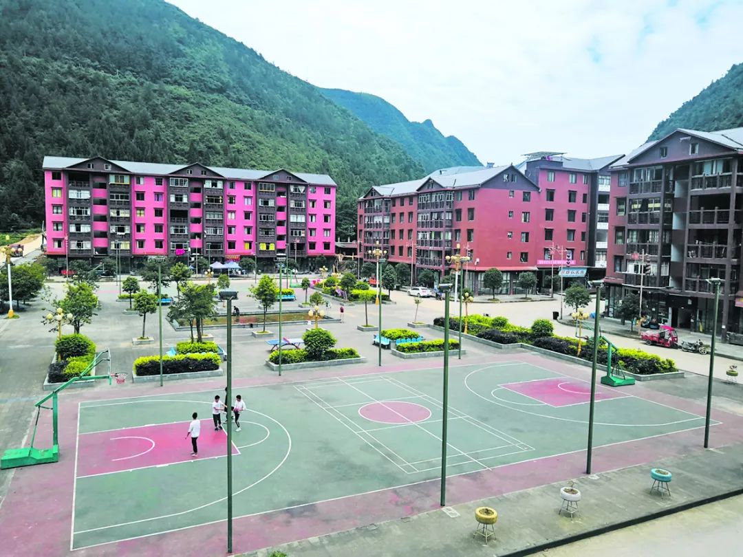 丰都都督乡村旅游文化节盛大开幕,唱,跳,打篮球都来了,这个避暑季嗨到