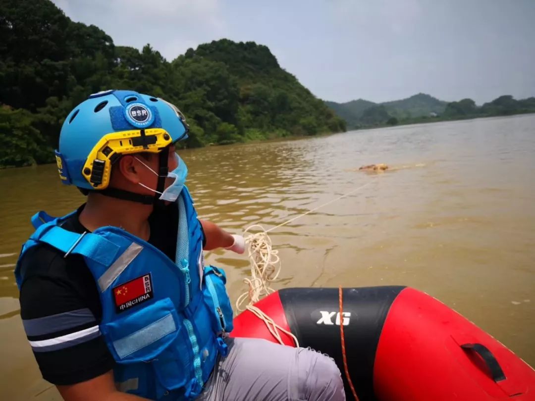 突发邻县江流域发现一具无名女尸紧急寻找家属