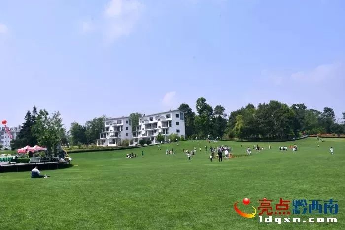 黔西南州义龙云屯生态体育公园