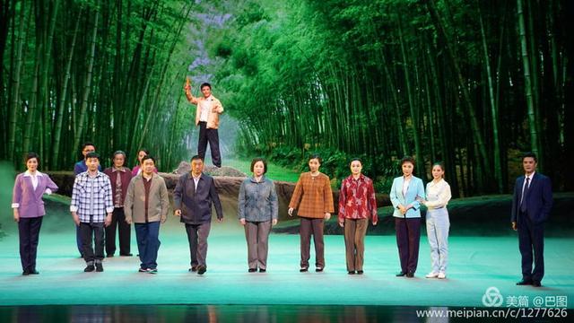 洛阳泥腿子干部创办景区一方人受益豫剧重渡沟剧照