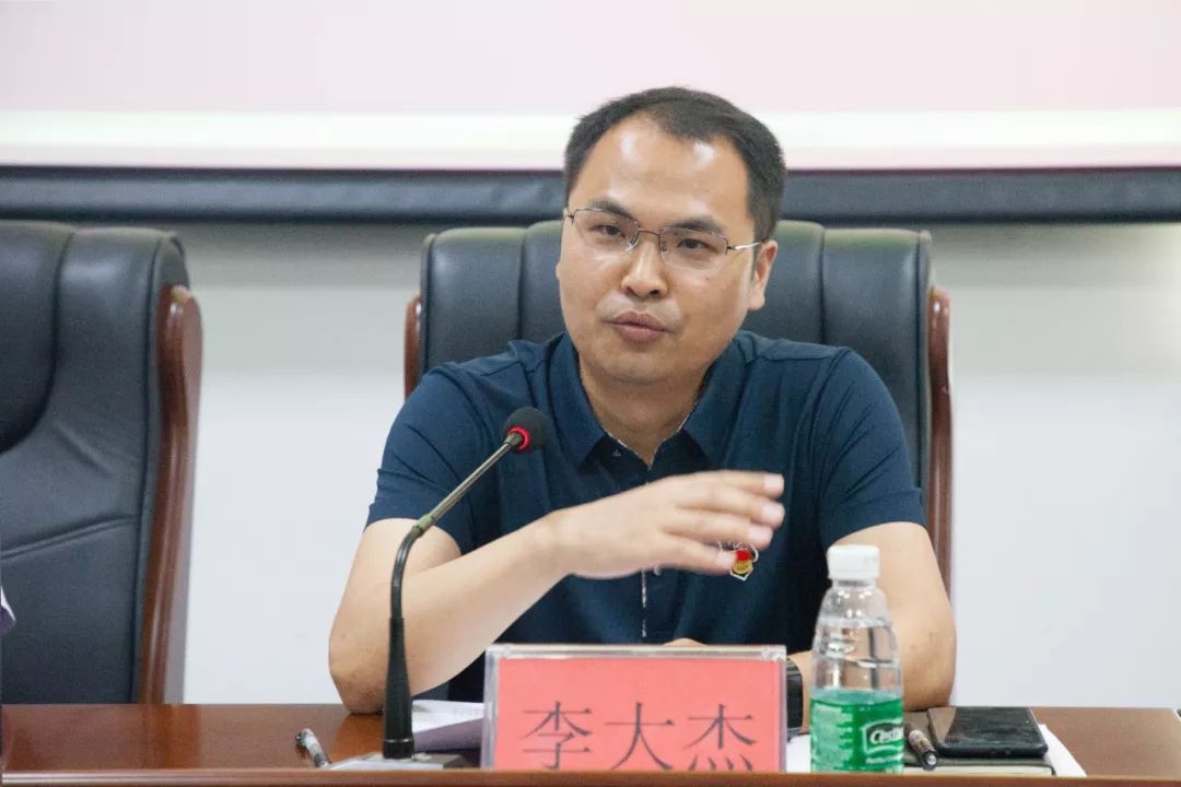 平谷区残疾低保家庭青少年关爱助学项目 "郑连发助学金"发放仪式顺利