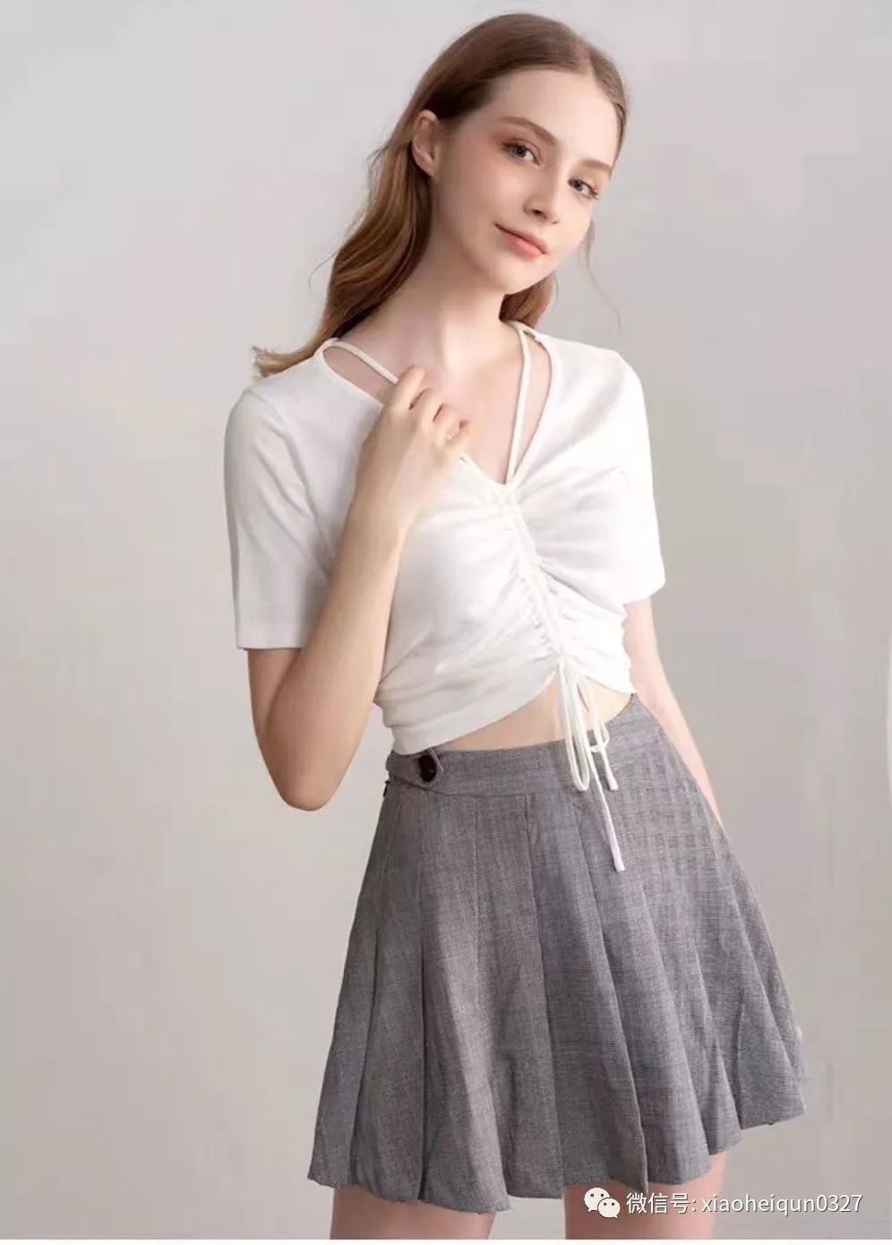 小黑裙7.19新款精选上身_信号