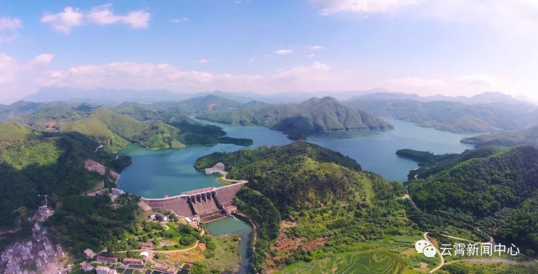 云霄峰头水库图片