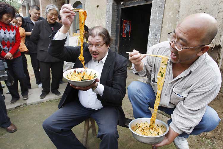 原创老外给中国菜起的洋名字直把人雷到外焦里嫩