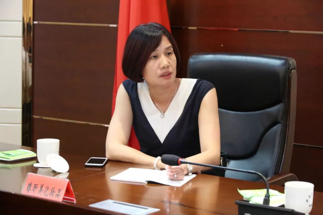 五比五晒同心聚力共谋发展全县生物医药及食品产业企业家座谈会召开