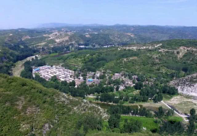 暑期红色旅游地太行山下丹水边的焦作博爱许湾村红色教育基地