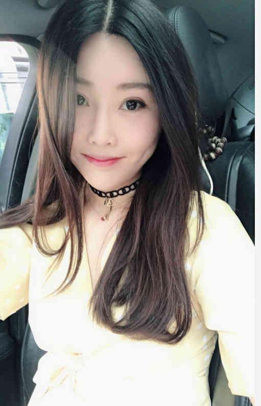 曾经斗鱼一姐, 如今沦为"陪玩"520块一单, 网友:要多了吧!_阿怡