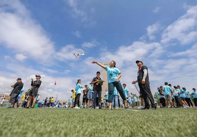 山东省最高水平青少年航空模型赛事在荣成开赛_比赛日