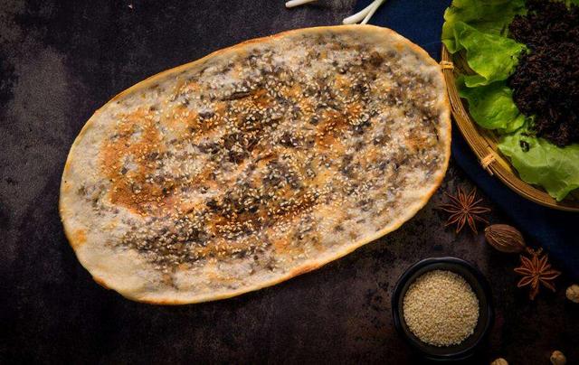 锅盔店月销上万份还不设座位老板为啥这么飘