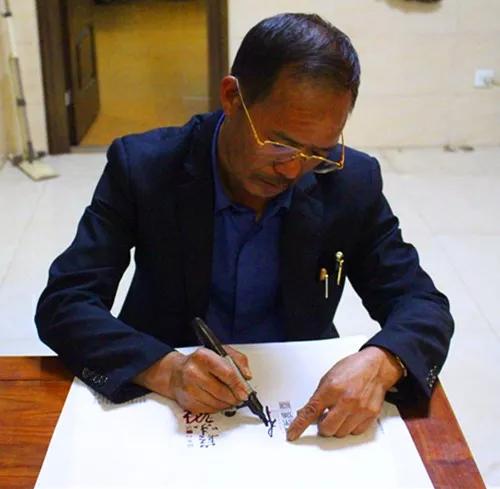 溯源故事,一饼顶级班章是如何出炉的?_杨永平