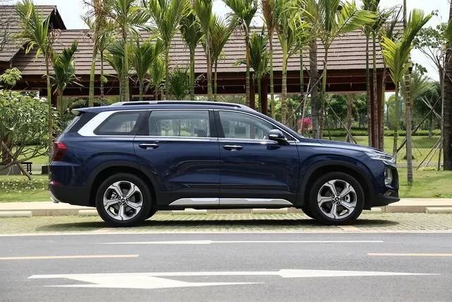 颜值,配置,空间样样不输汉兰达 现代第四代胜达20.28万元起售