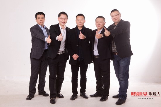 石匠精神铸就万氏三兄弟成功万祥军打磨出眼镜传奇