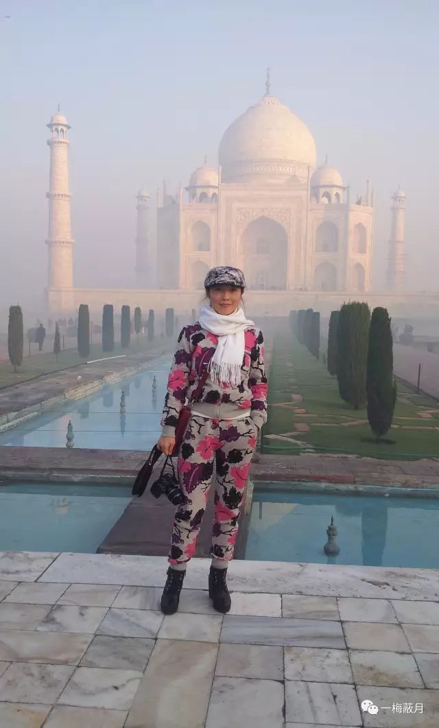 筱卉你才是我真正右边的风景