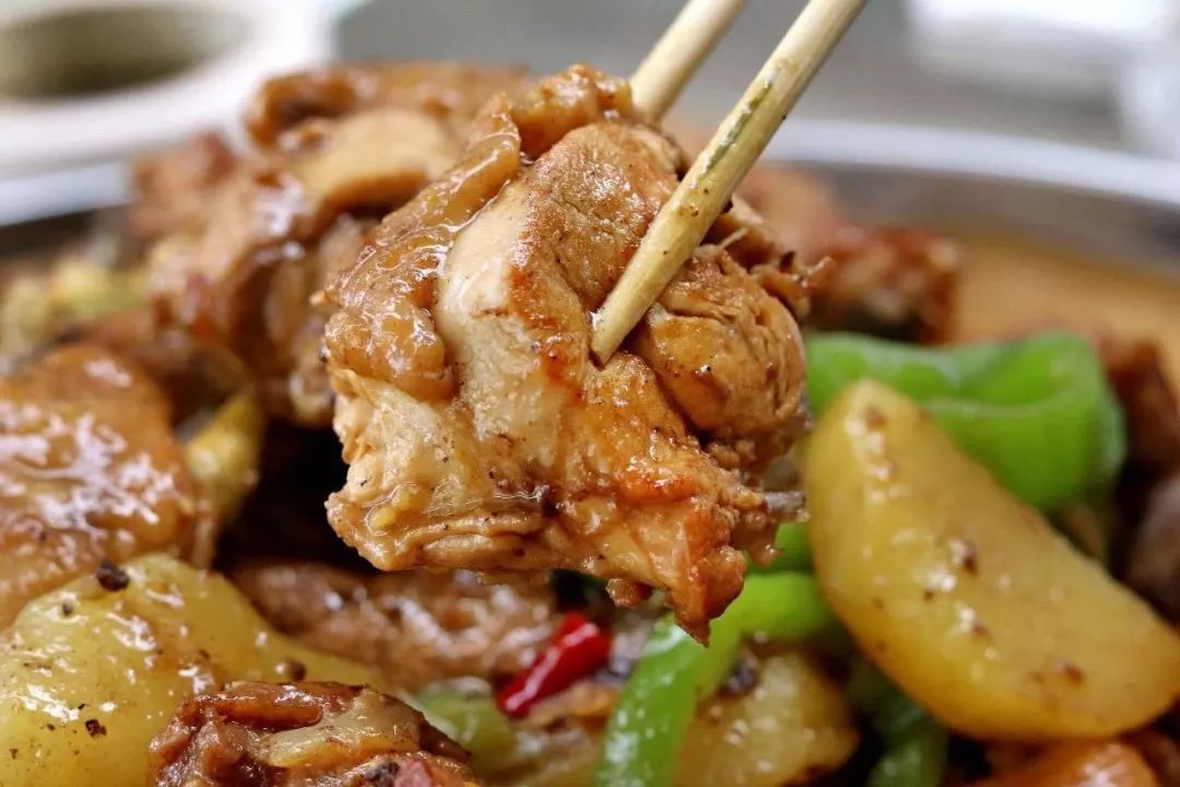 烧烤秘密基地新疆羊肉新疆厨师来的都是回头客