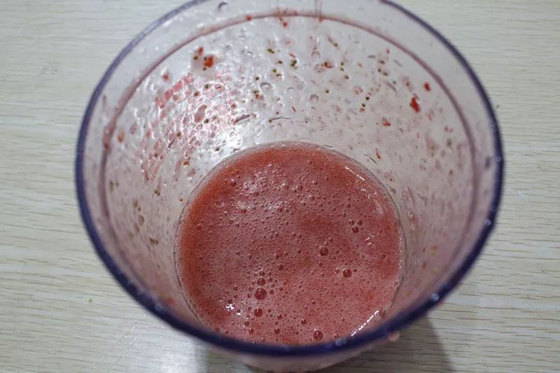 能让你朋友圈爆红的草莓甜品做法每一款都很惊艳