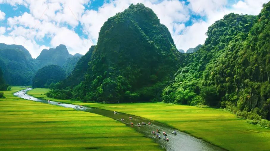 山水各得其所,交相辉映,就会形成绝美的风景,就是绝佳的风水宝地
