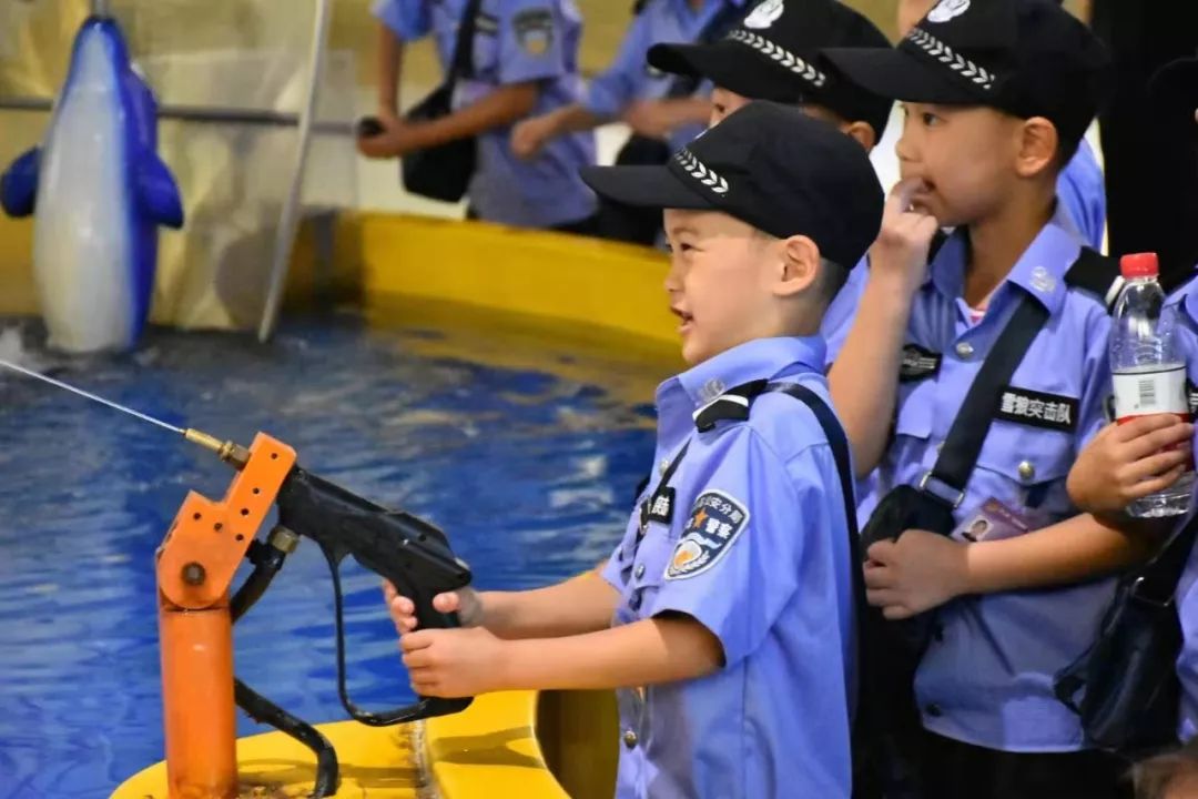 重磅|500名小萌警嗨翻7月--萧山区公安分局第七届杭萧钢构小警察夏令