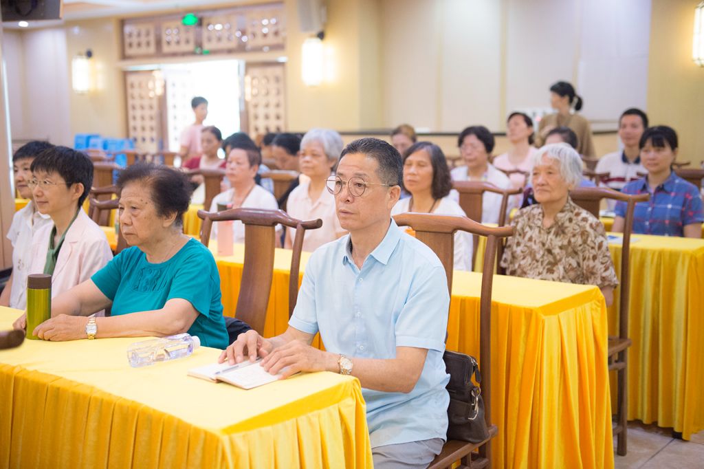 源正法师佛是如何开显法的视频