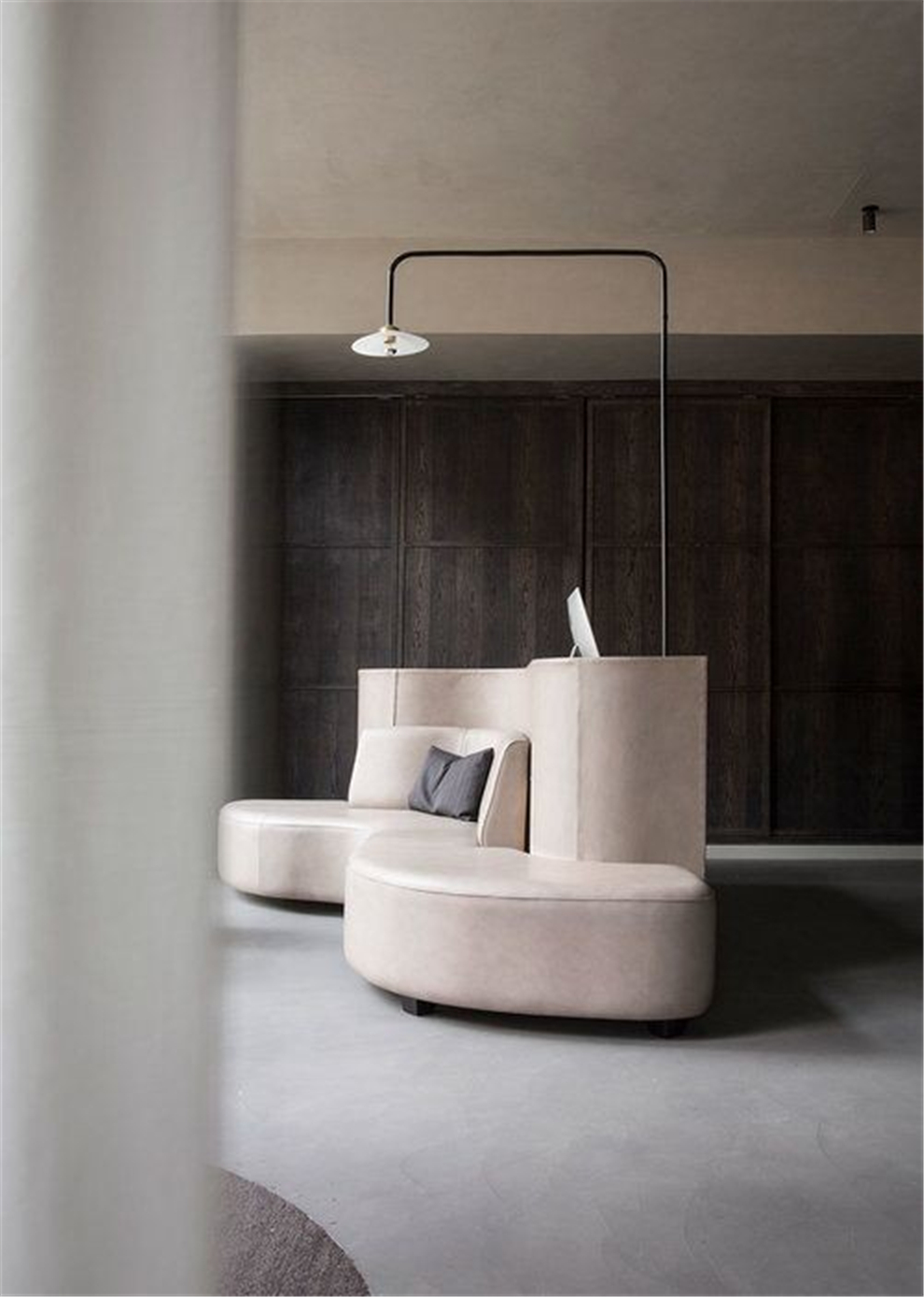 别墅客厅装修:看了这么多家居美图,却依然搞不定沙发?_空间