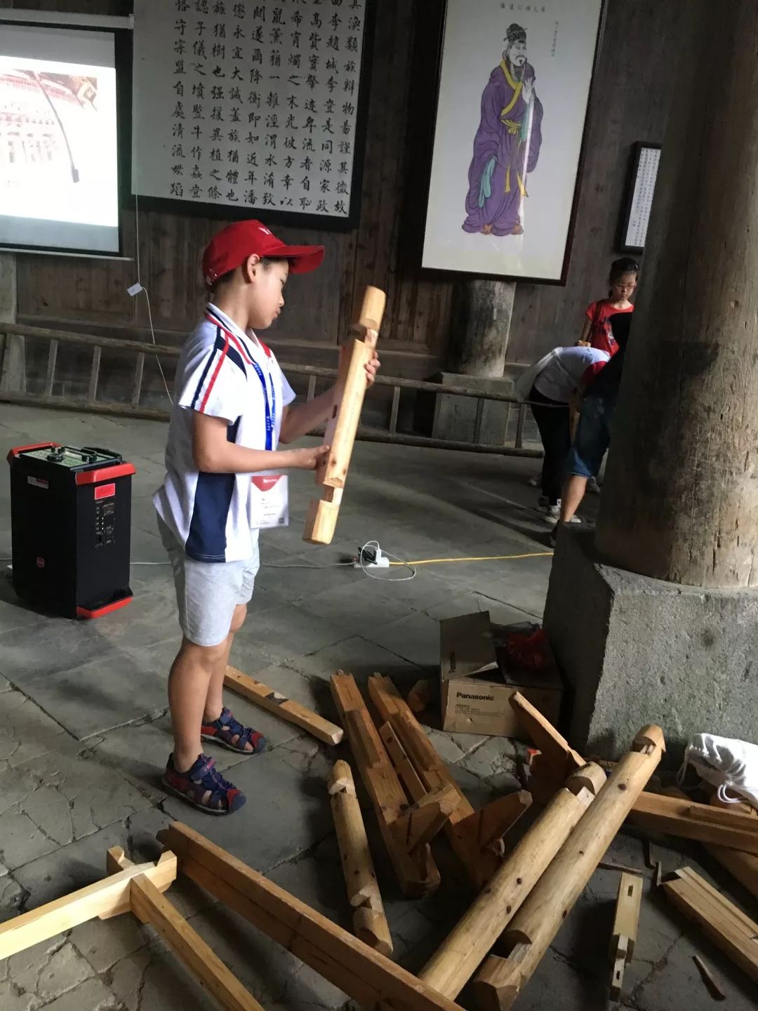 颁奖典礼立意高远目标明确活动生动学习有效旅行是手段研学是目的