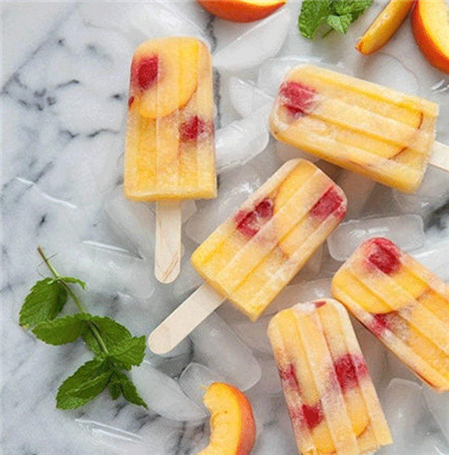 猫耳朵,兔耳朵还有荧光棒这周末增加了荧光伴手礼不同的是示意图亲子