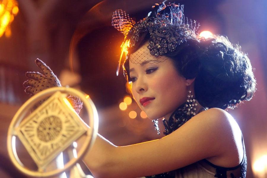 像火花像蝴蝶胡军火了江一燕王艳火了张茜却不温不火