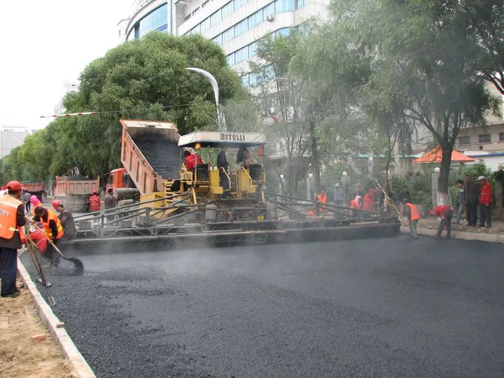 洞口又有一条马路将要征地动工大家都在期待