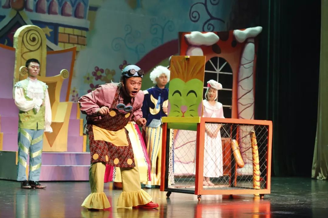 儿童剧胡桃夹子到糖果王国来一场冒险之旅吧