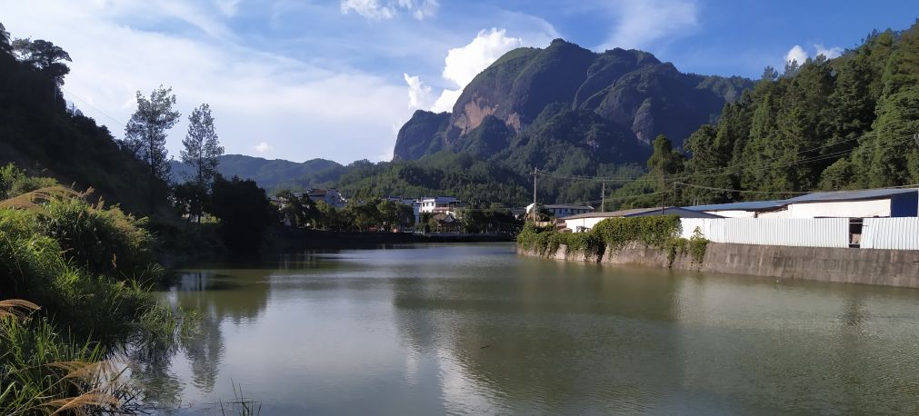 河长制泰宁县大龙乡开展汛后清河行动