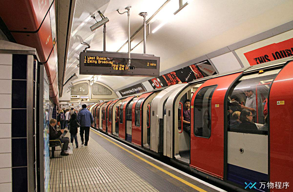 拒绝失联,伦敦明年起为地铁网络覆盖4g信号,网友吐槽空调加急