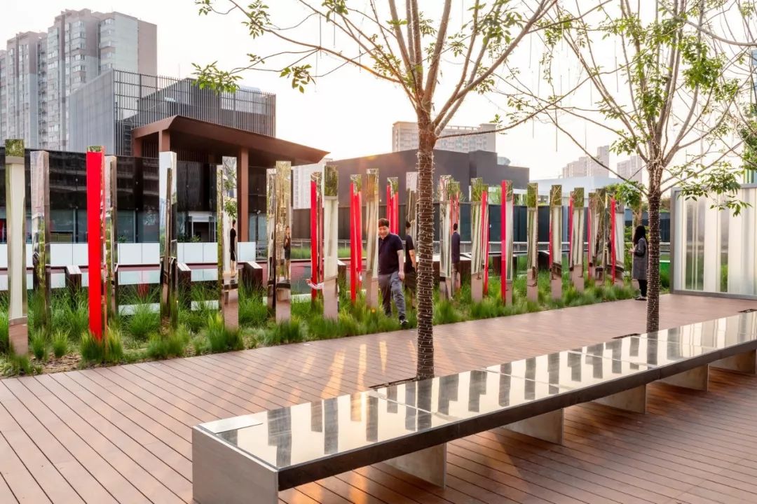 张唐作品西安曲江创意谷