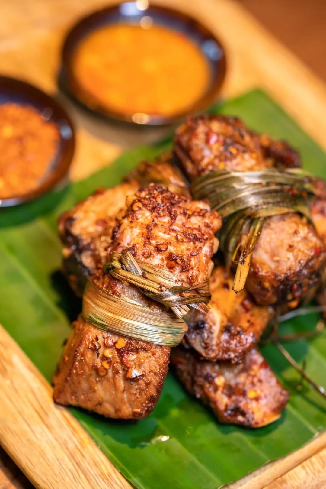 天鹅湖畔c位登场的云南菜,隐藏菜单令我大开眼界_滇菜