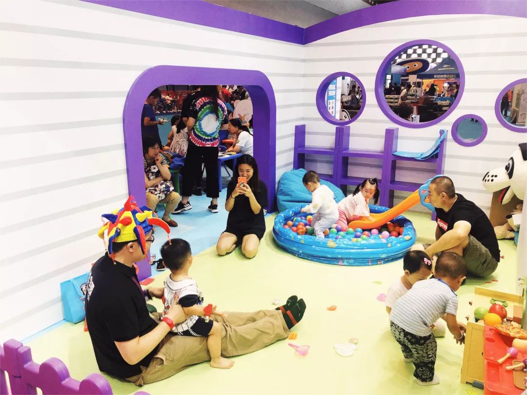 【亲子奇妙日】悦宝园教育火爆现场,引领遛娃,育娃新风尚!_tel