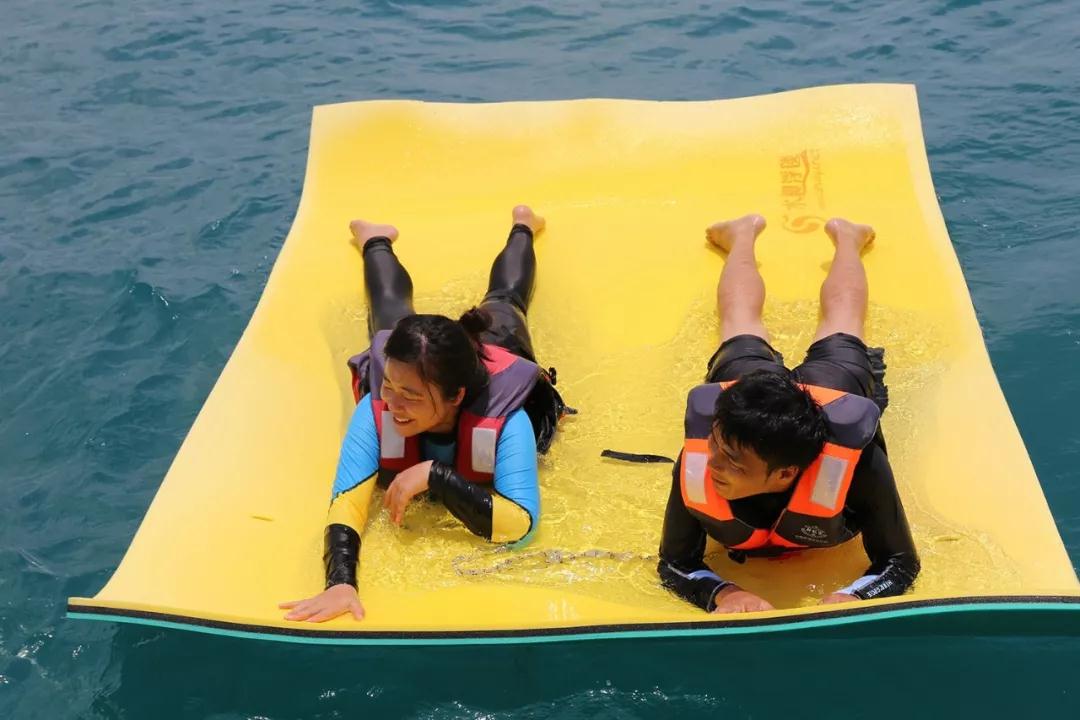 旅拍丨三亚帆船出海海上看三亚