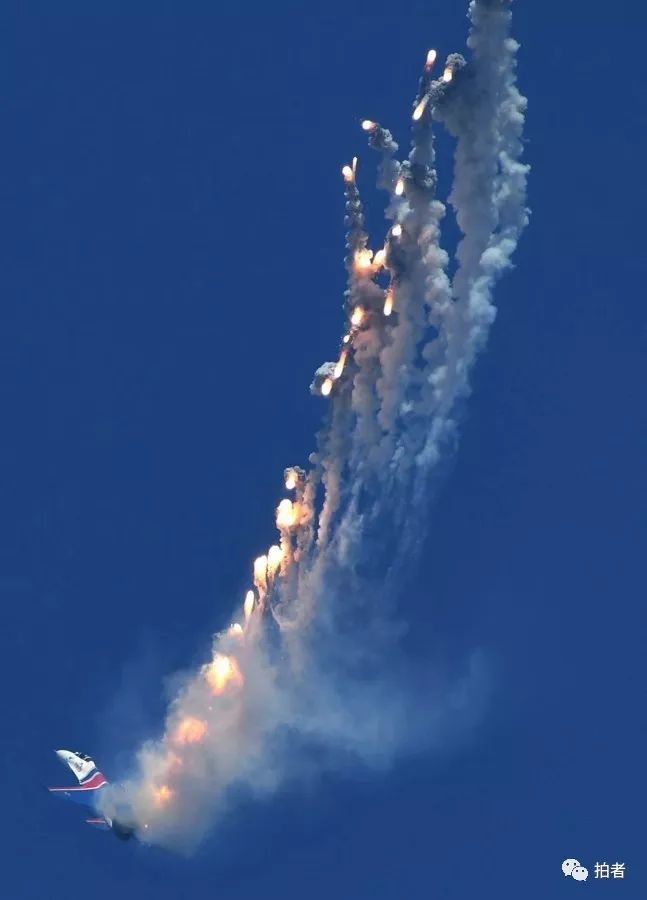 追飞机的人_魏萌