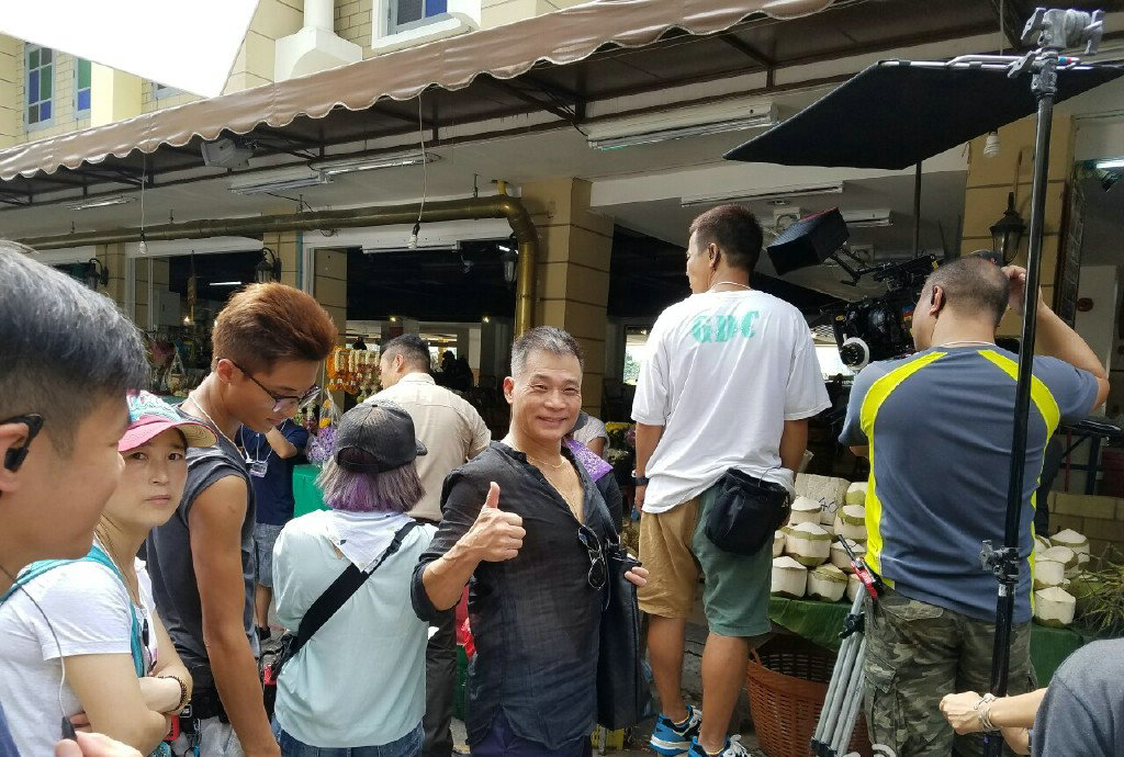 tvb资深老戏骨,入行三十年"无名气",因为仗义出手救保安走红