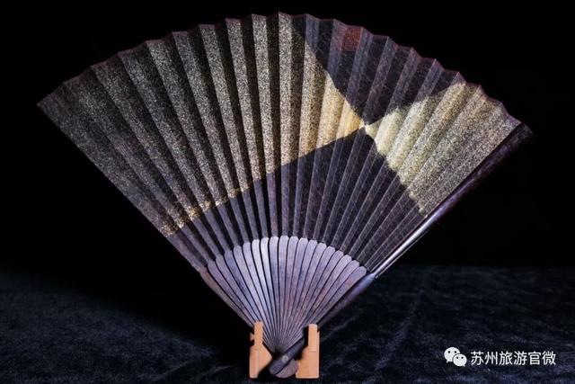 组图 | 非遗传承，这把苏扇不一般_王健