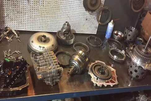 现代ix25变速箱故障异响噪音大解决办法