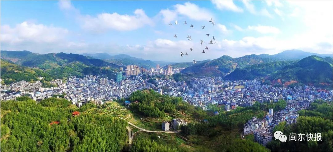 从三峰公园俯瞰寿宁县城 袁晓昊摄走进寿宁县鳌阳镇茗溪大桥头的景泰