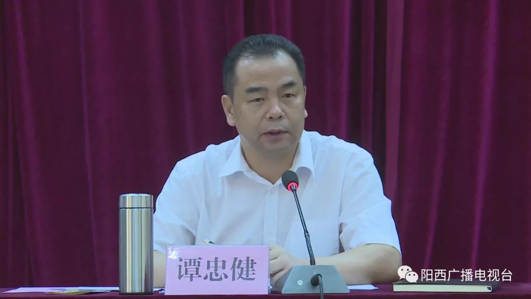 组长谭忠健,副县长,县公安局局长,县征兵工作领导小组副组长蔡传雄,县